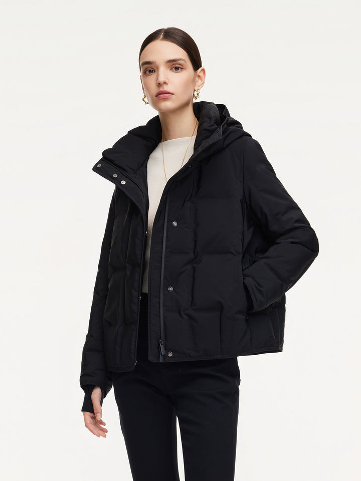 Saanvi | Women’s short hooded puffer jacket with modern structured fit