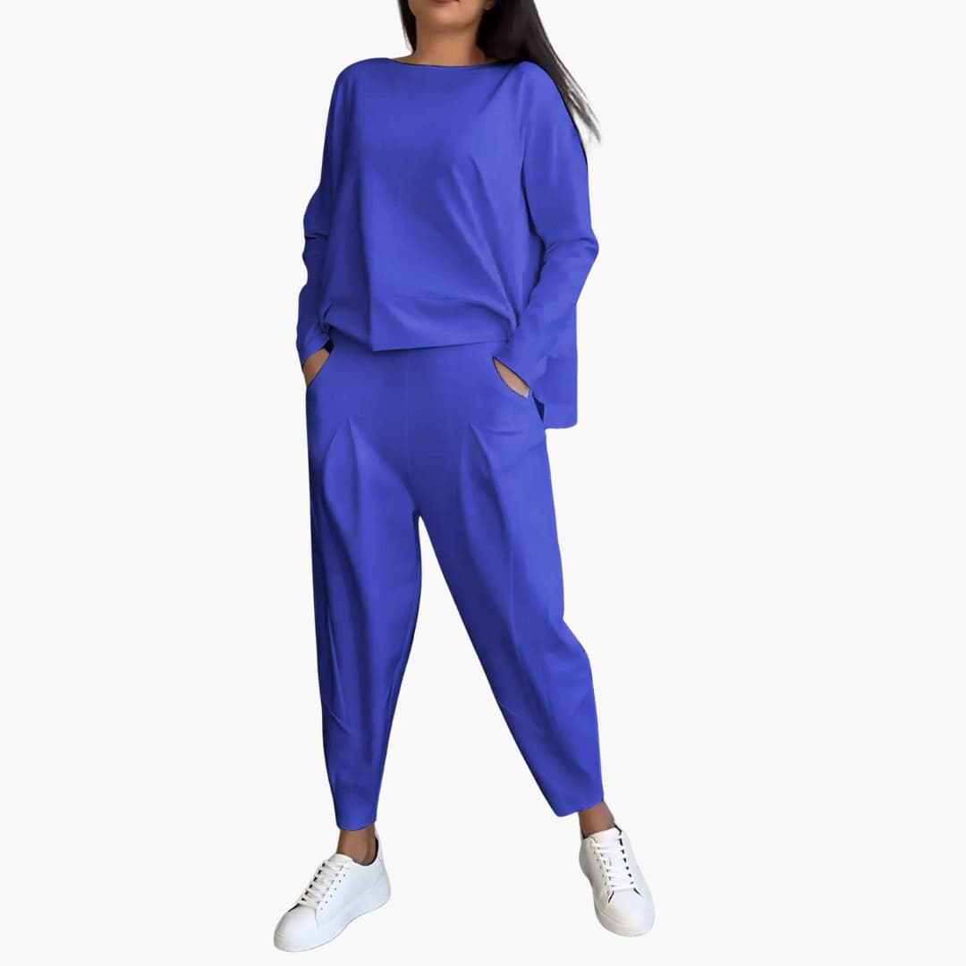 Pat | Women’s two-piece set with long-sleeve top and high-waist trousers