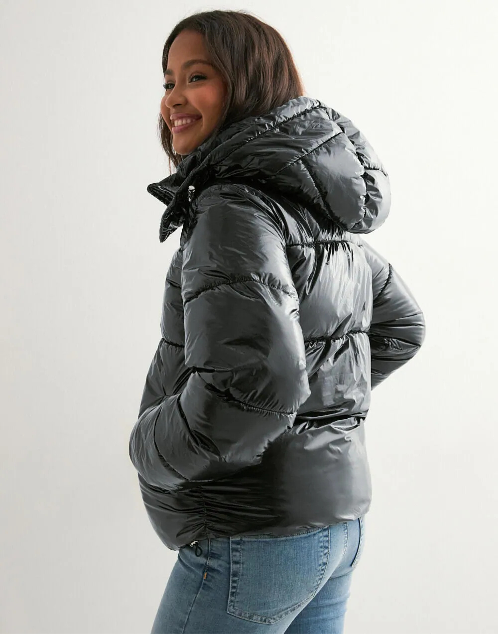 Kora | Women’s glossy puffer jacket with hood