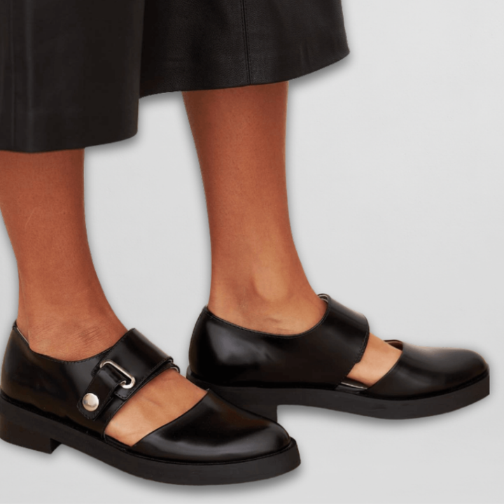 Gracie | Women’s buckle shoes with retro-inspired design and low heel