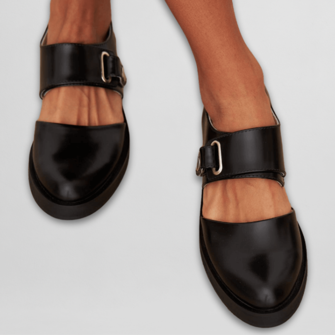Gracie | Women’s buckle shoes with retro-inspired design and low heel