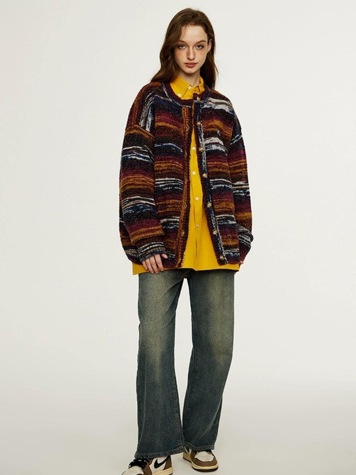 Shena | Women’s striped knit top with round neck and button detail