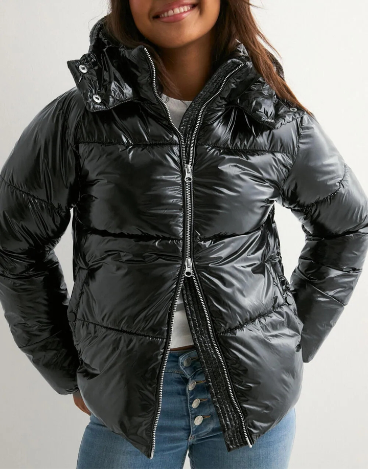Kora | Women’s glossy puffer jacket with hood