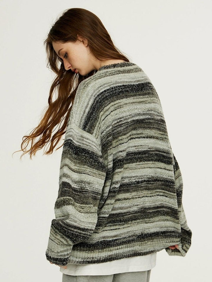 Shena | Women’s striped knit top with round neck and button detail