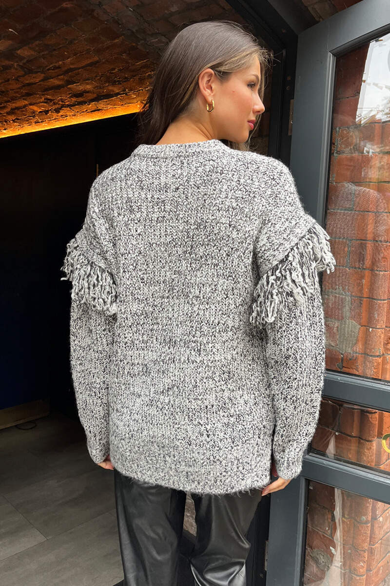 Millie | Women’s knitted sweater with fringe shoulder detail