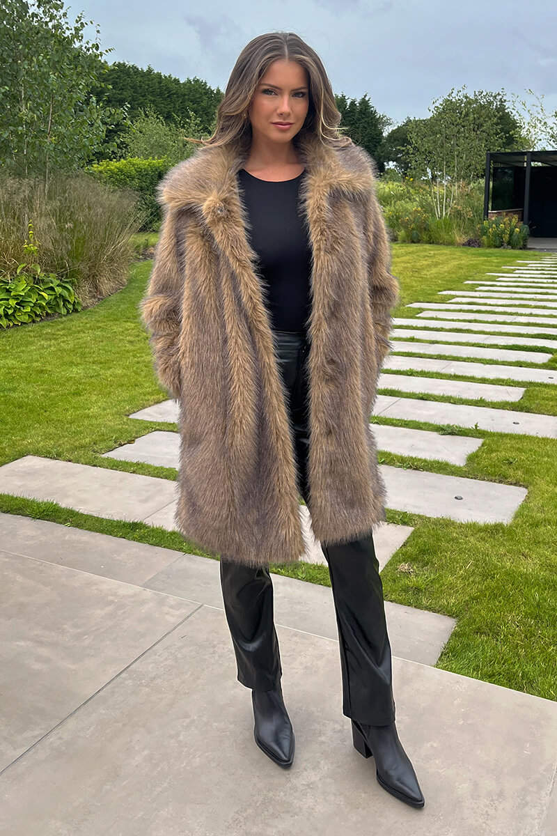 Haley | Women’s long faux fur coat with collar and snap front