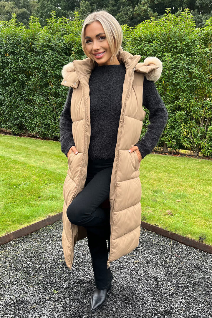 Violeta | Women’s longline padded vest with faux fur hood