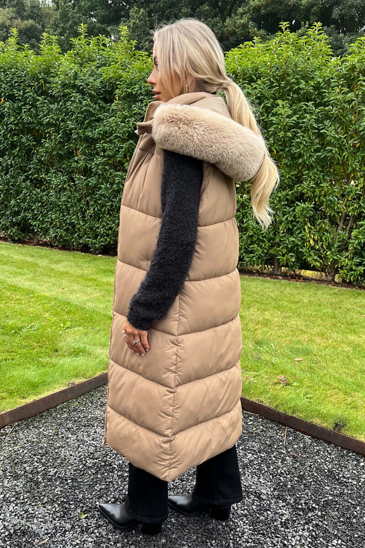 Violeta | Women’s longline padded vest with faux fur hood