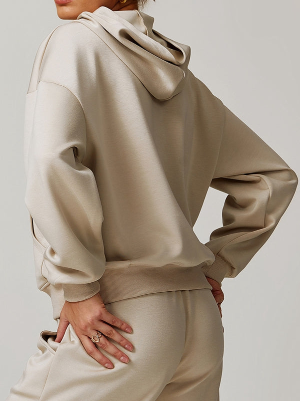 Veyra | Women’s casual hoodie with relaxed shaping and pocket detailing