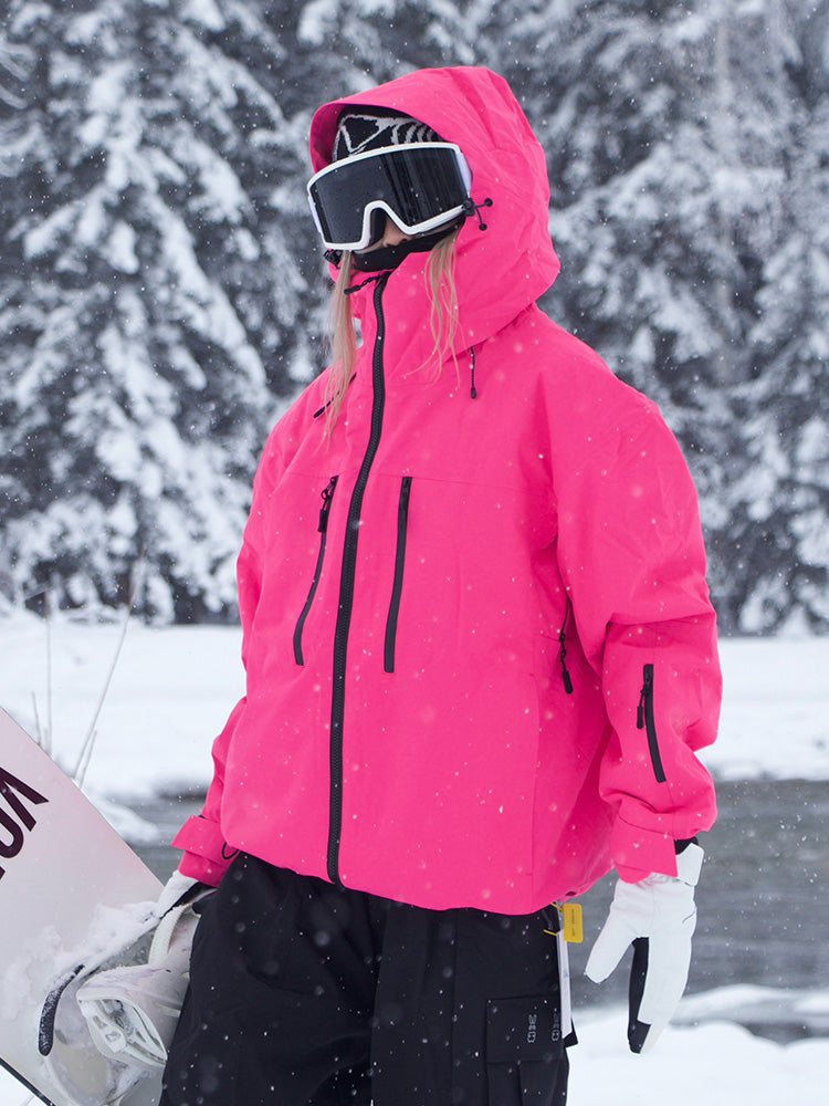 Ivrie | Women’s modern mountain snow jacket with a structured alpine silhouette