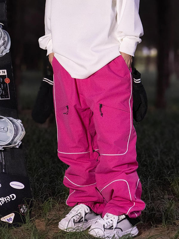 Cadenza | Women’s baggy snow pants with reflective detailing and multi-pocket design