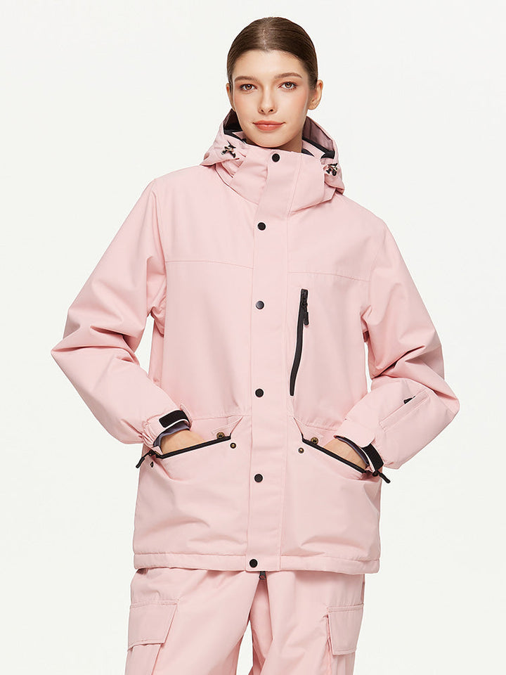 Ravy | Women’s modern mountain jacket with a structured alpine silhouette
