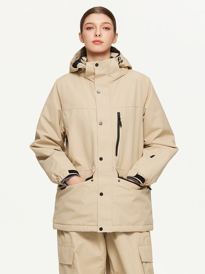 Ravy | Women’s modern mountain jacket with a structured alpine silhouette