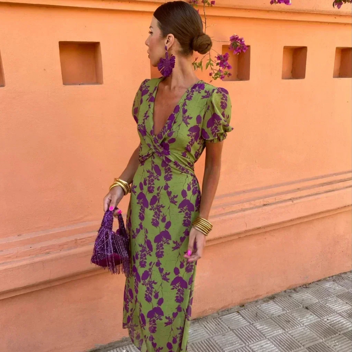 Valentine | Women's dress with flowing cut