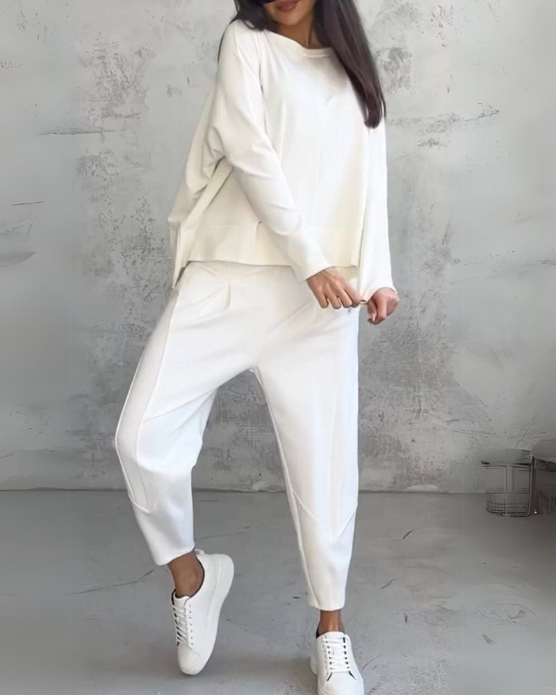 Mila | Women’s two-piece set with modern cut and versatile silhouette