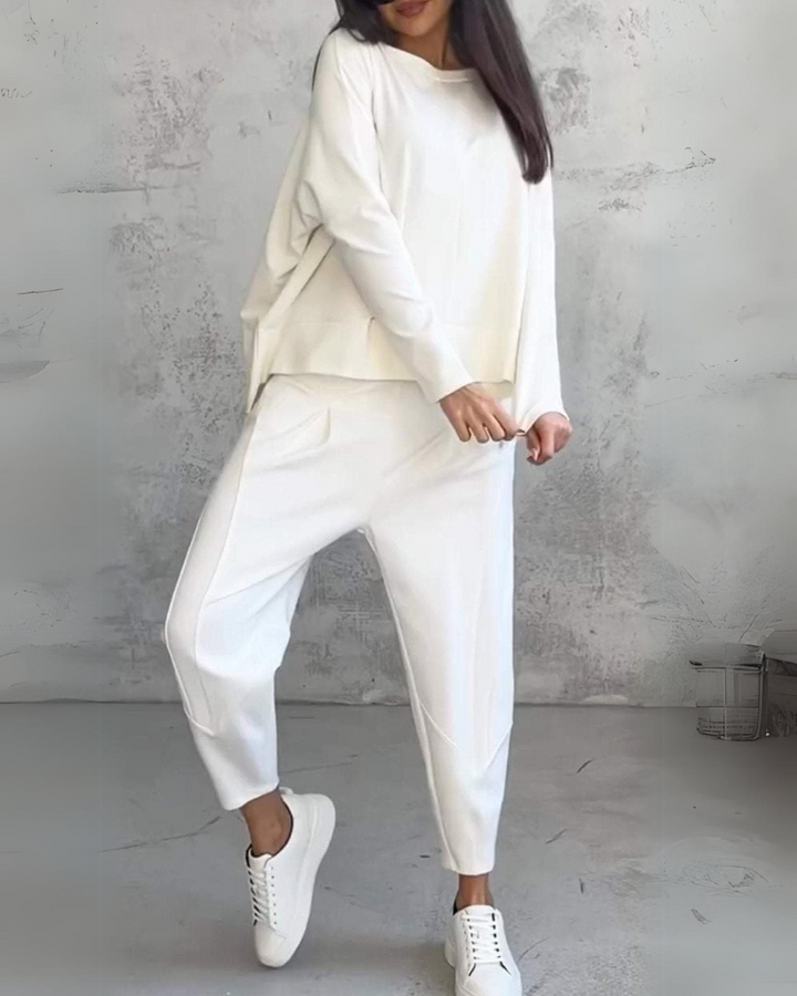 Mila | Women’s two-piece set with modern cut and versatile silhouette