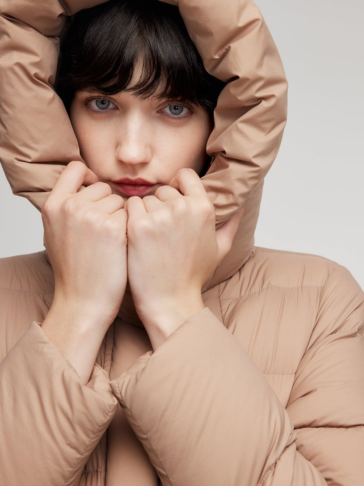 Alani | Women’s hooded long down coat with tie-string belt