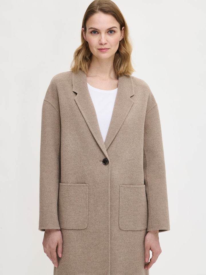 Lynne | Women’s long wool coat with a straight silhouette