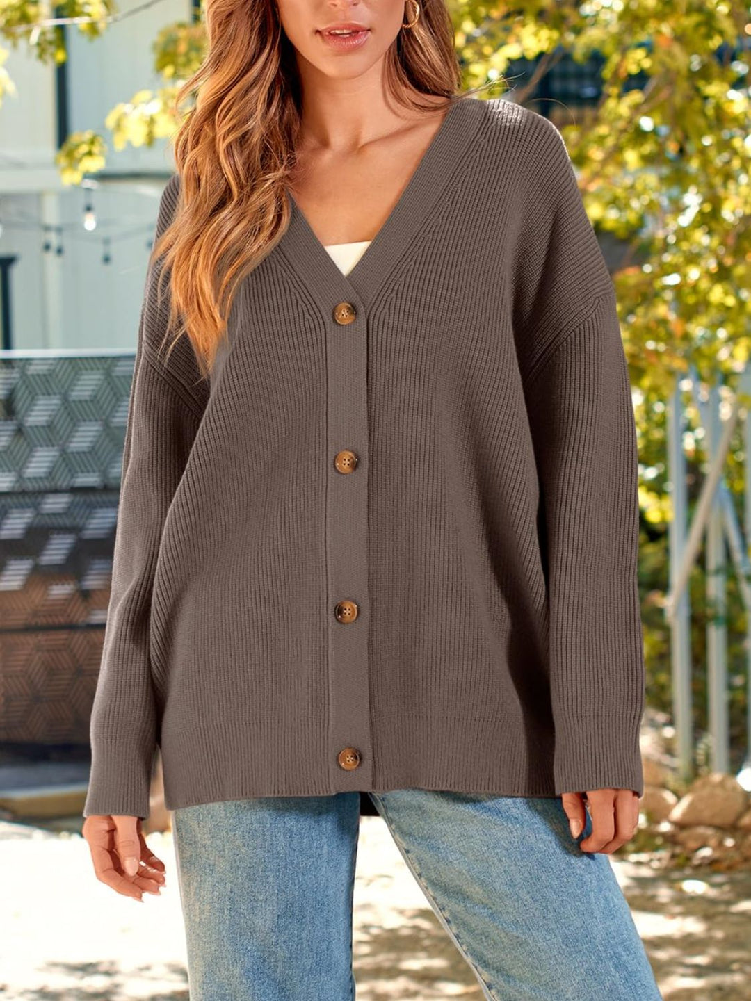Aixirt | Women’s cardigan with button closure and long sleeves