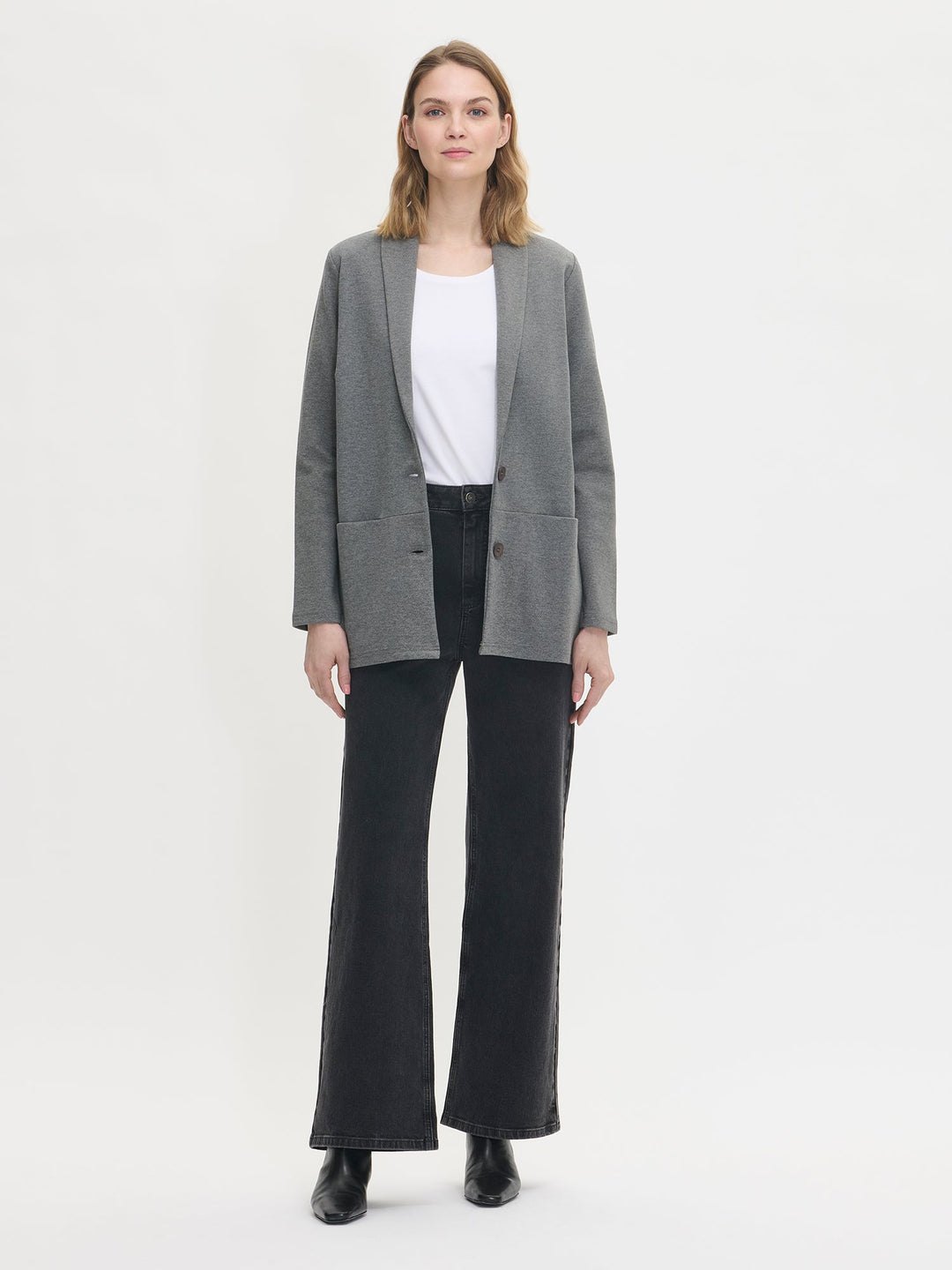Gianna | Women’s tailored jersey blazer with minimalist cut