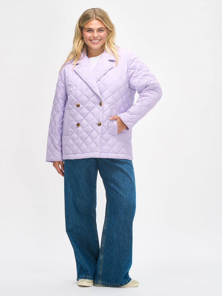 Regina | Women’s double-breasted quilted jacket with wide lapel collar