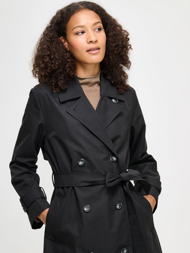 Quinn | Women’s classic double-breasted trench coat with belt
