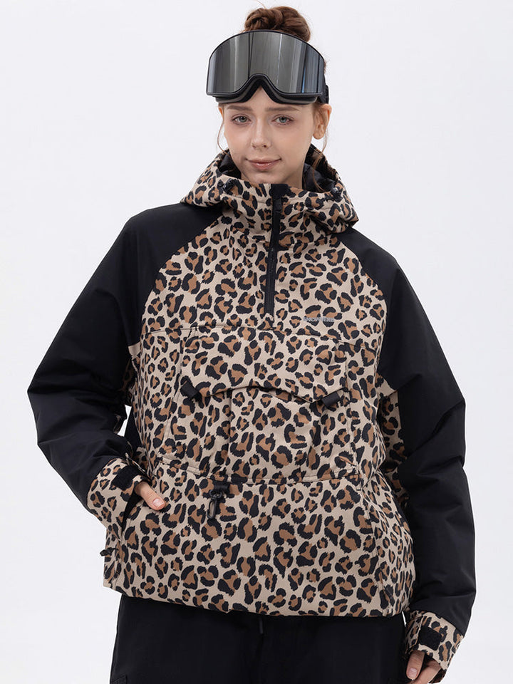 Jeslyn | Women’s freestyle cargo bomber jacket with a structured anorak silhouette