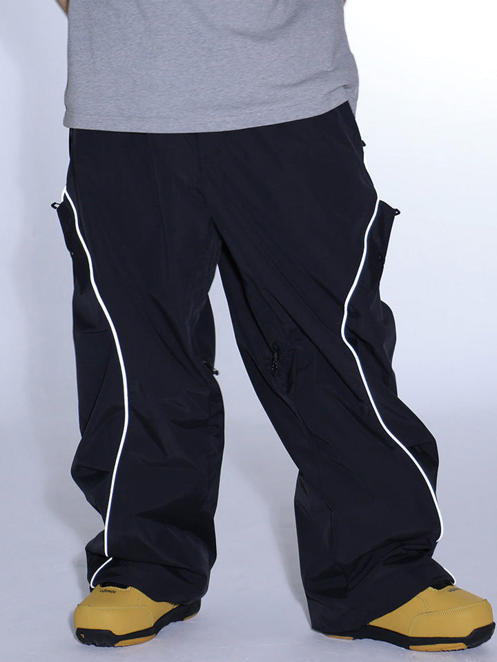 Cassidy | Women’s waterproof snow pants with contrast piping and cargo detailing