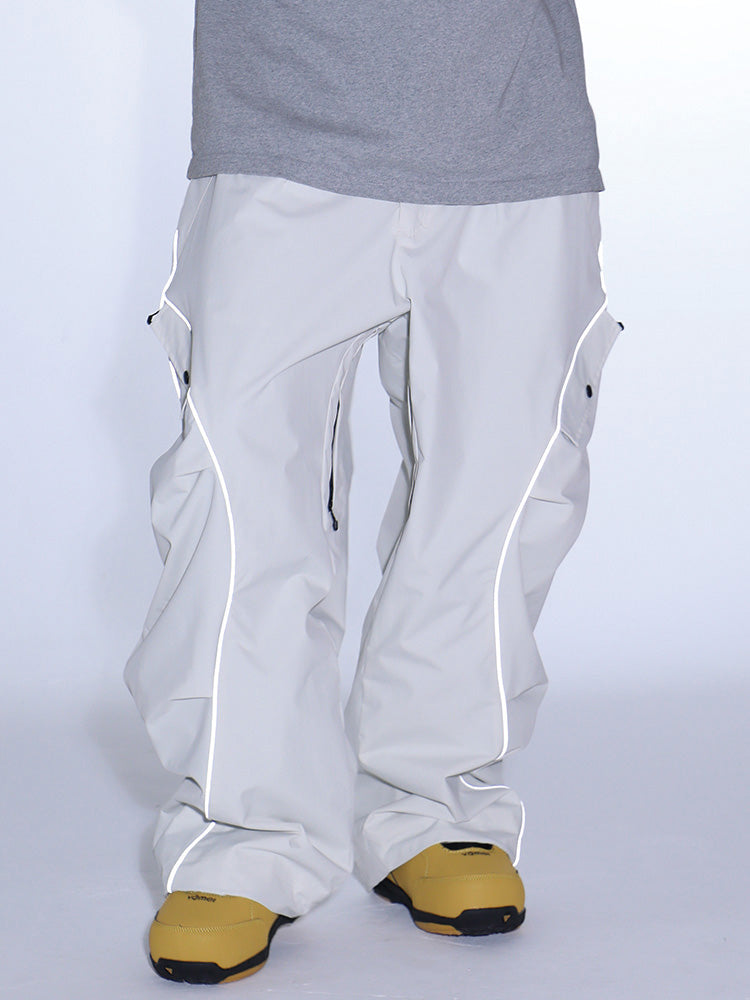 Cassidy | Women’s waterproof snow pants with contrast piping and cargo detailing