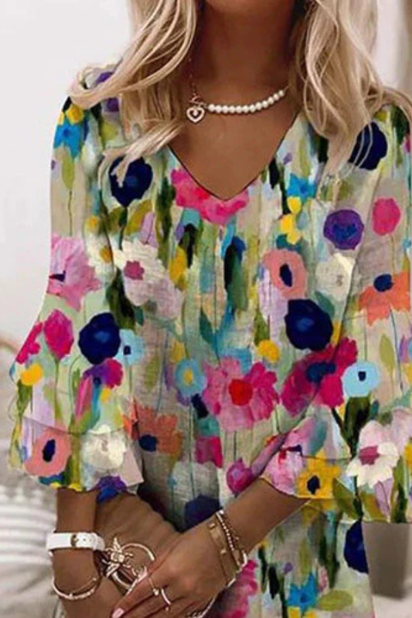 Bayla | Women’s floral v-neck mini dress with 3/4 sleeves