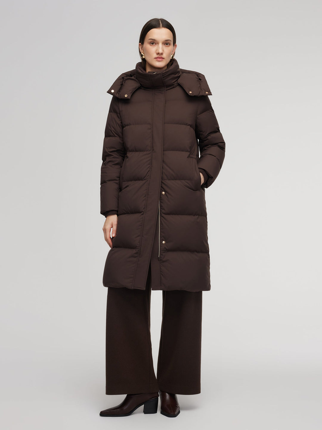 Ellyn | Women’s long winter coat with an H-line silhouette and detachable hood
