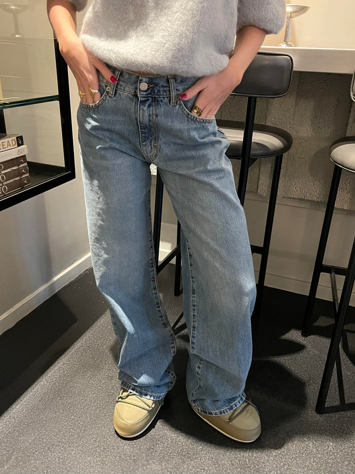 Samarah | Women's jeans with straight fit and versatile waist