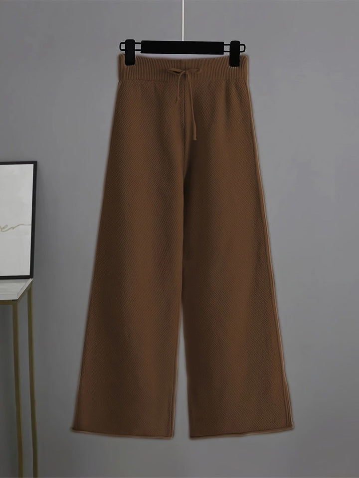 Kim | Women’s knit set with relaxed fit and versatile styling