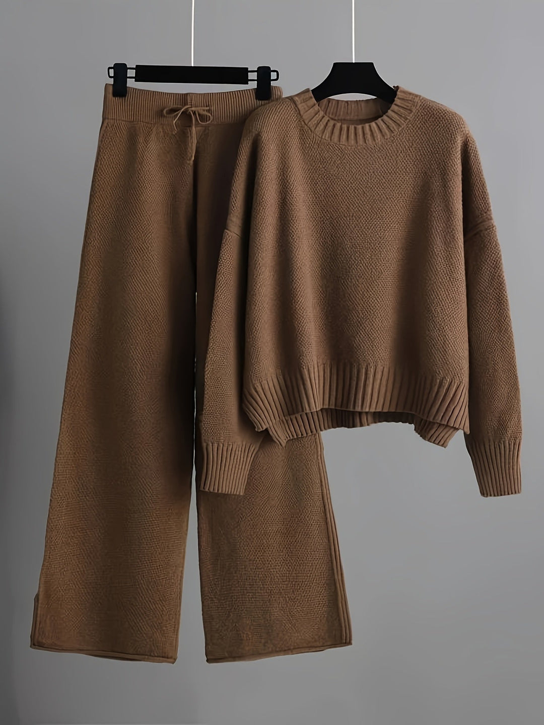 Kim | Women’s knit set with relaxed fit and versatile styling