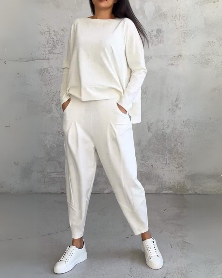 Mila | Women’s two-piece set with modern cut and versatile silhouette