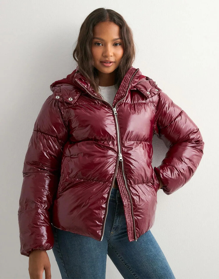 Kora | Women’s glossy puffer jacket with hood