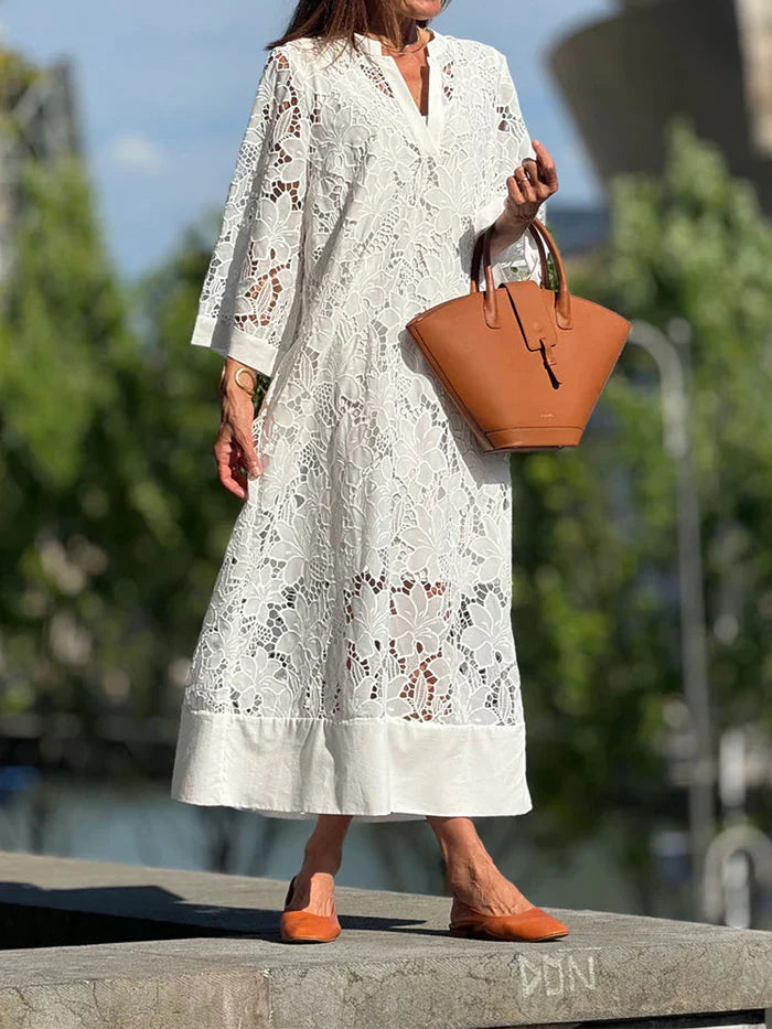Estelle | Women's dress with lace detail