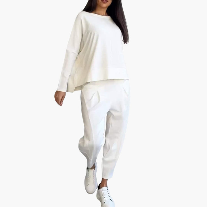 Pat | Women’s two-piece set with long-sleeve top and high-waist trousers