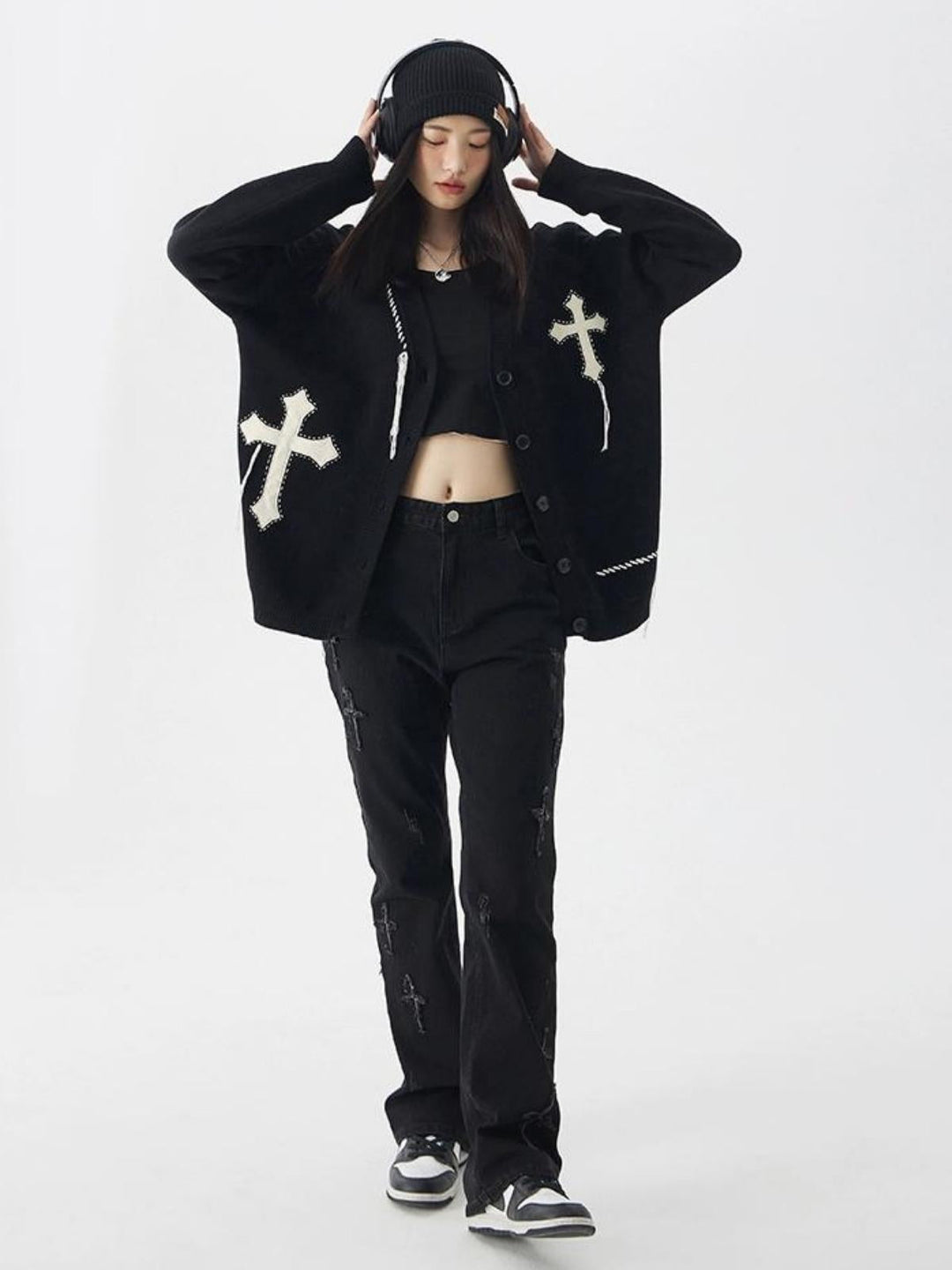 Aubree | Women’s jacquard knit cardigan with v-neck and button closure