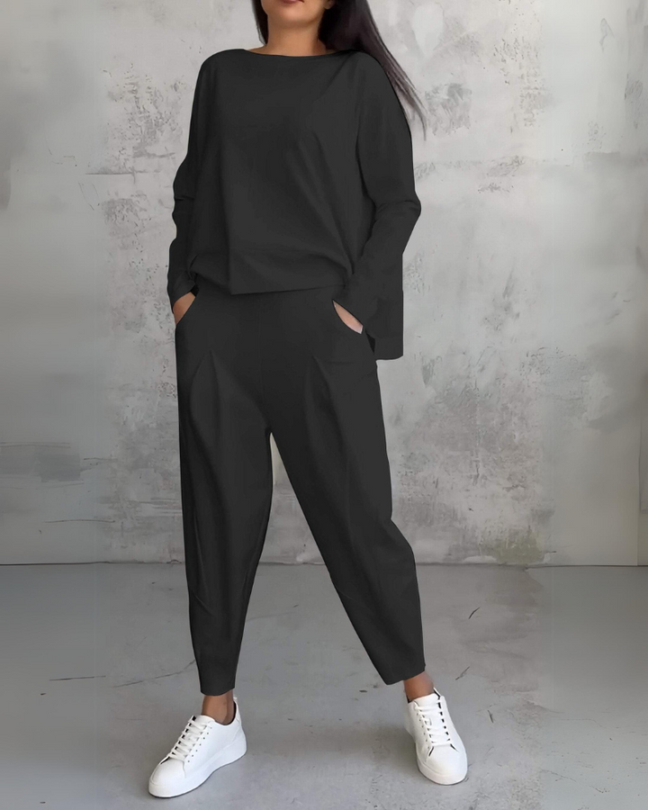 Mila | Women’s two-piece set with modern cut and versatile silhouette