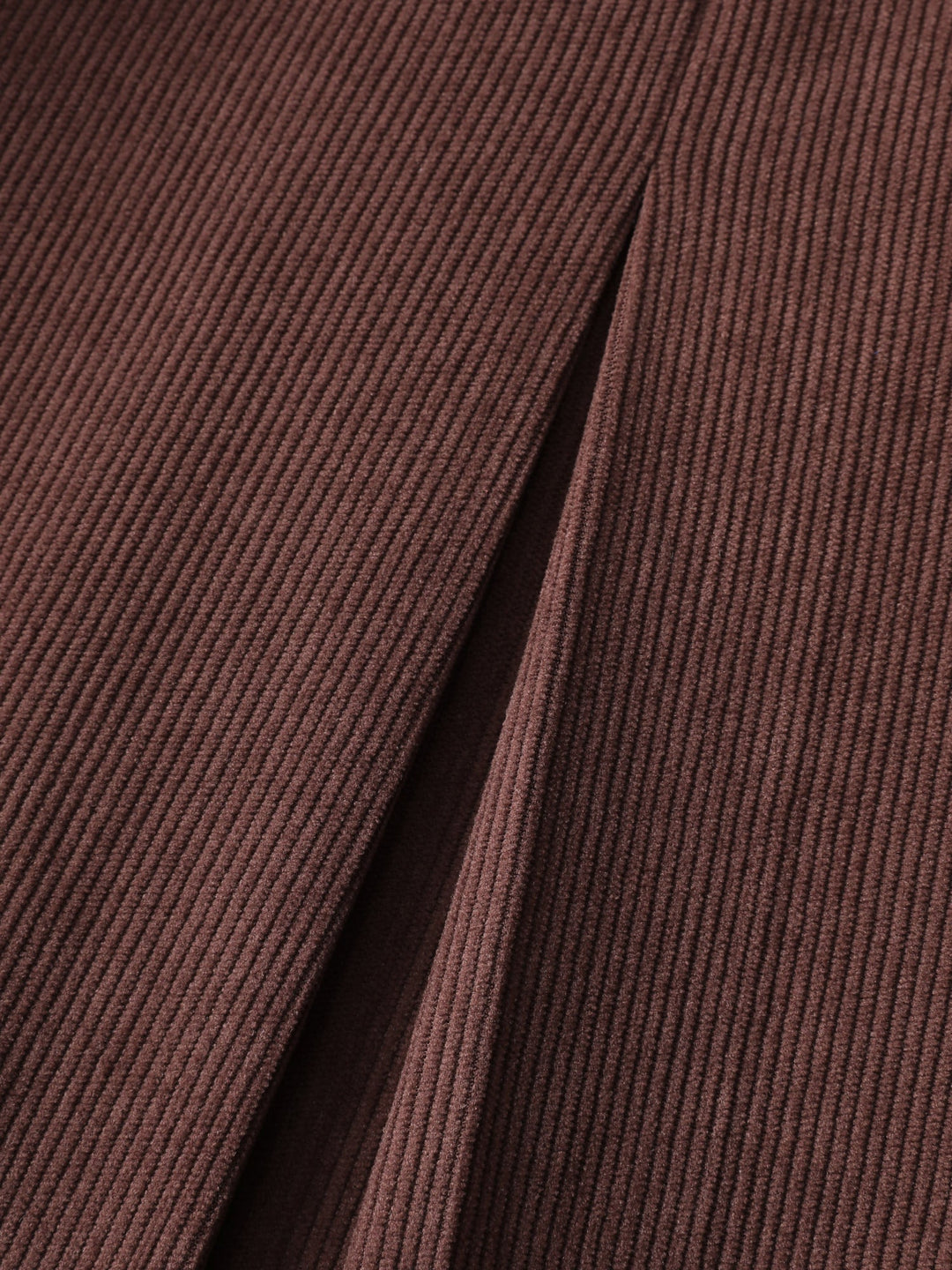 Dona | Women’s pleated waist-defining midi skirt