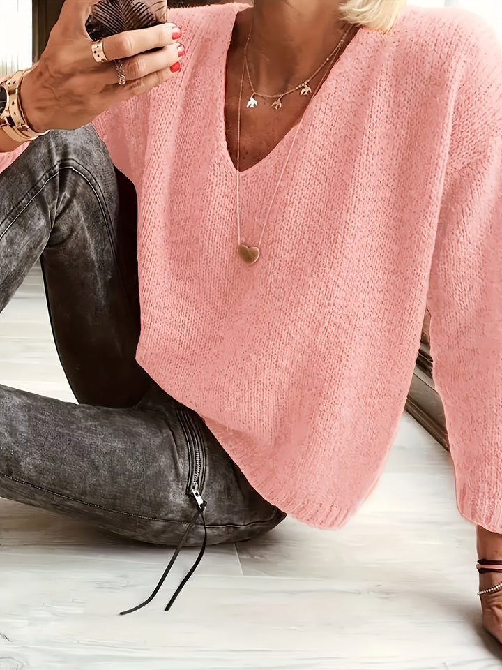 Dea | Women’s sweater with timeless design and versatile fit