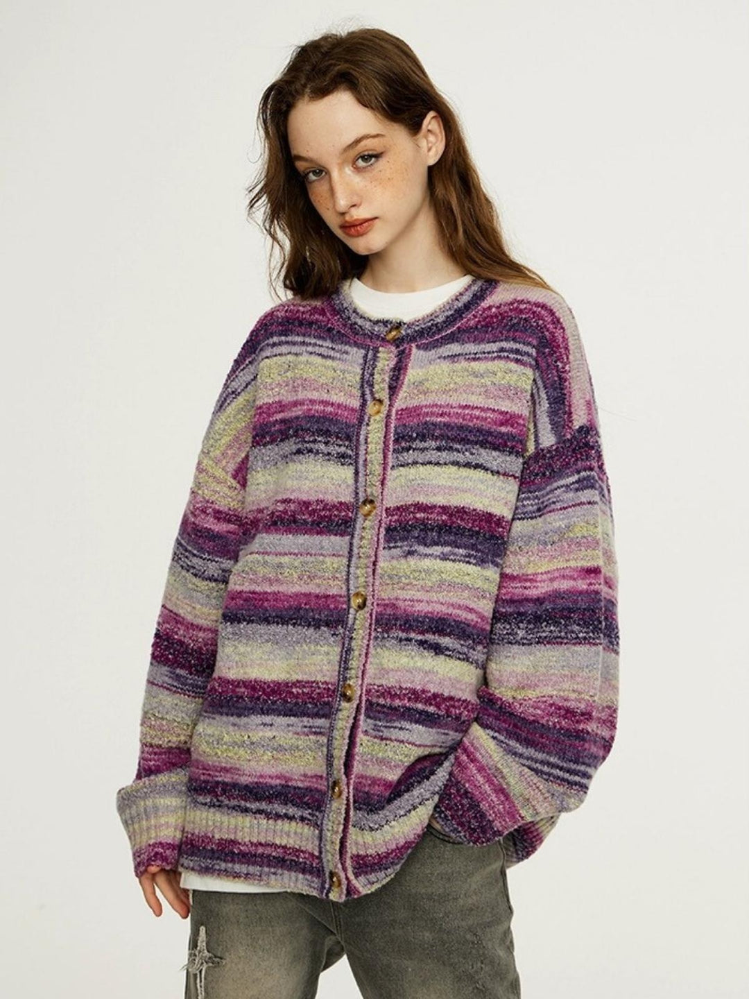 Shena | Women’s striped knit top with round neck and button detail