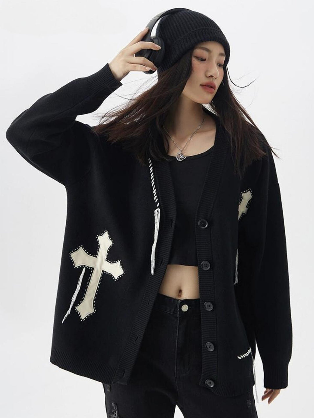 Aubree | Women’s jacquard knit cardigan with v-neck and button closure