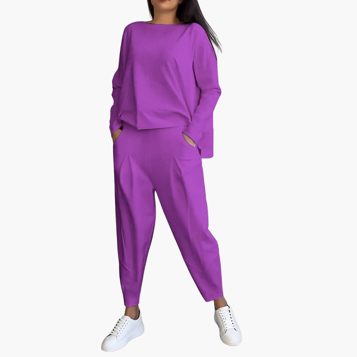 Pat | Women’s two-piece set with long-sleeve top and high-waist trousers