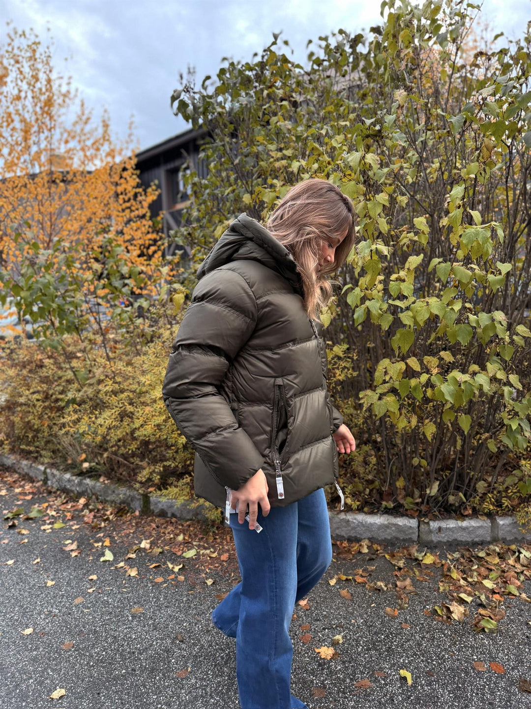 Hadlee | Women’s down puffer jacket with adjustable hood