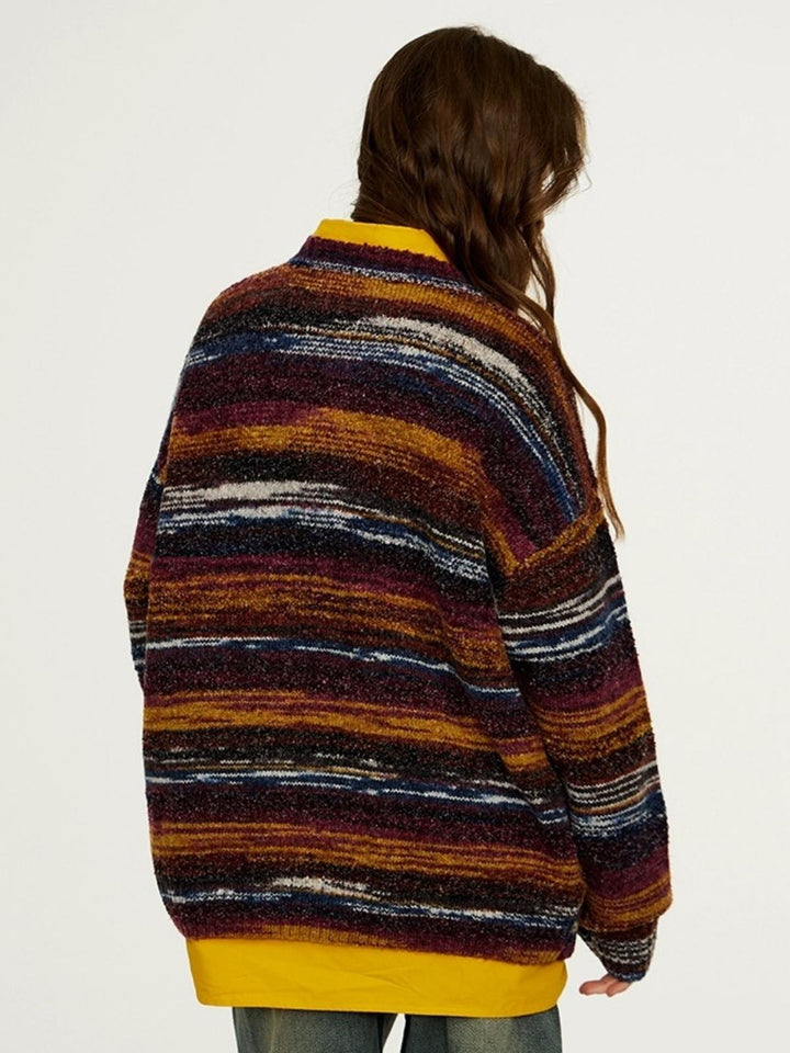 Shena | Women’s striped knit top with round neck and button detail