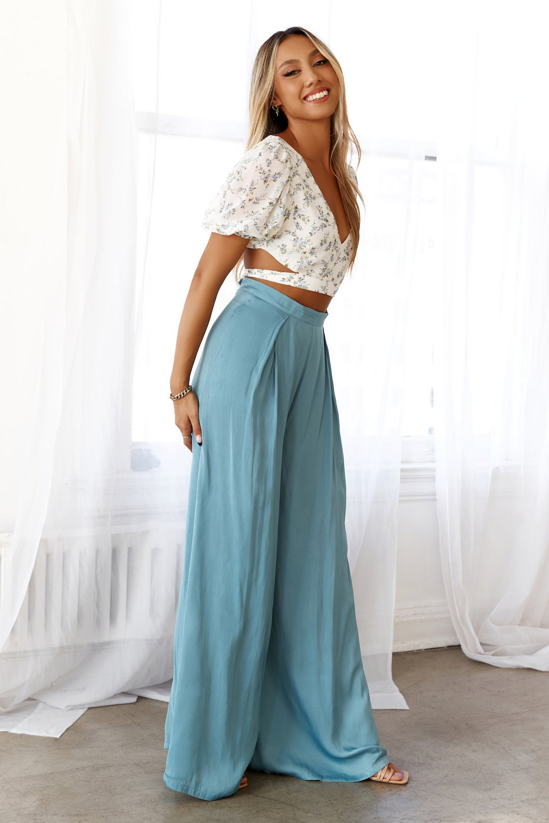 Sarah | Women’s high-waisted wide-leg pants
