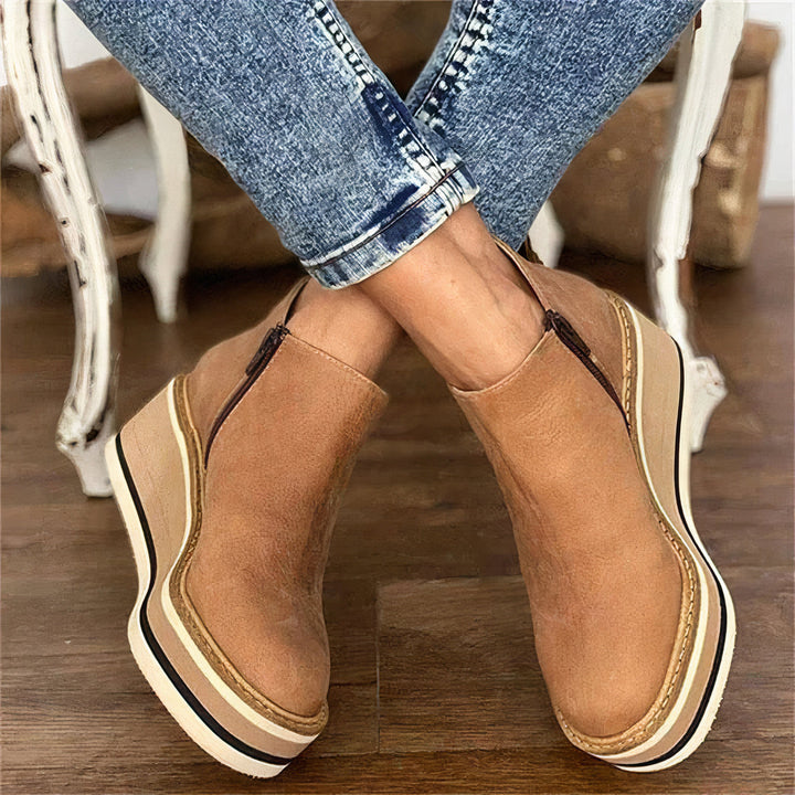 Aubriella | Women’s ankle boots with side panel