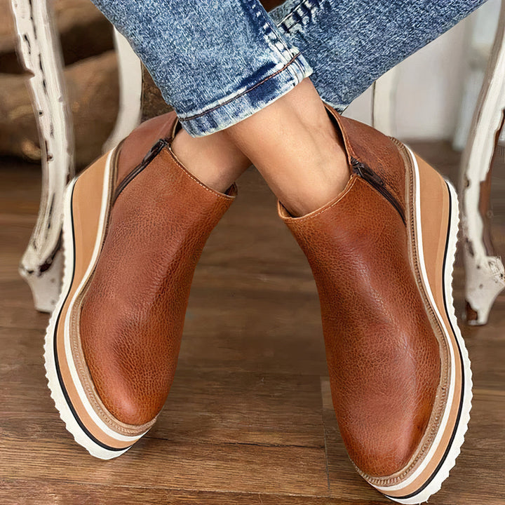 Aubriella | Women’s ankle boots with side panel